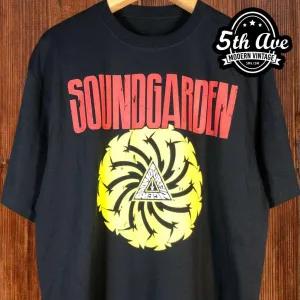 Bad Motor Finger: Rev Up Your Style with Soundgarden!