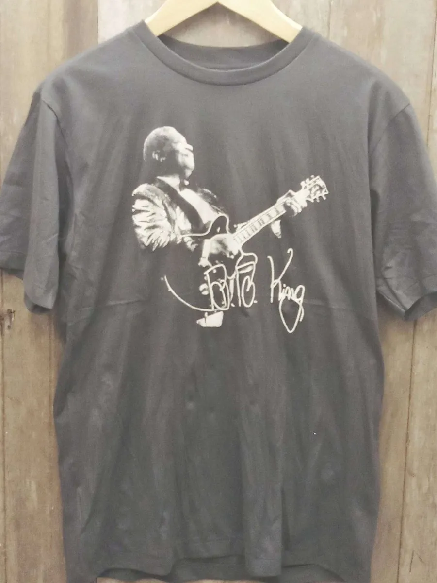 Sonic Reverie: BB King's Legendary Guitarist Tribute t shirt